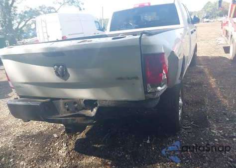 2018 Ram 2500 Tradesman 4X4 8' Box из США, поврежденный, VIN 3C6UR5HJ5JG302714